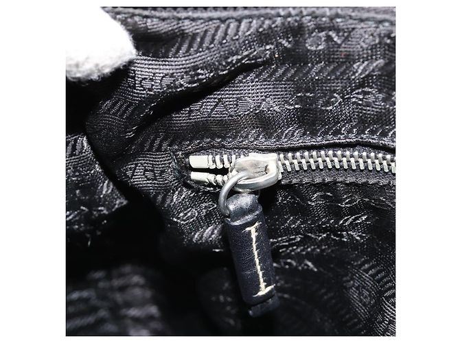 PRADA Schultertasche Nylon Leder Schwarz Silber Auth 179529A - Ansicht 23