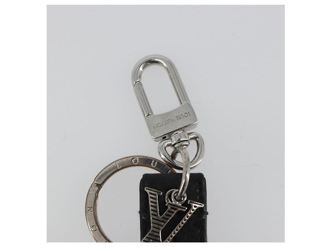 LOUIS VUITTON Porte-clés Dragonne Monogram Shadow Noir M01298 LV Auth 185547 - vue 2
