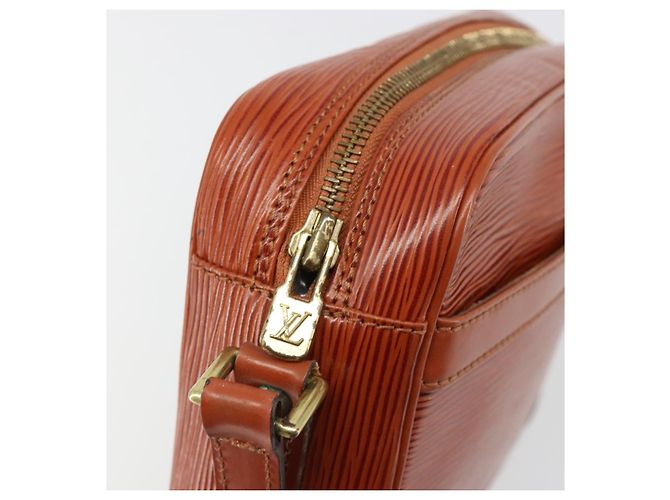 LOUIS VUITTON Epi Trocadero 23 Borsa a tracolla Marrone M52313 LV Auth 186055 - vista 18