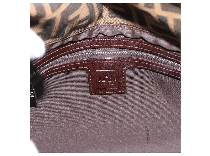 FENDI Borsa a Spalla Mamma Baguette in Tela Zucca Nero Marrone Autentica 187565SAV - vista 18