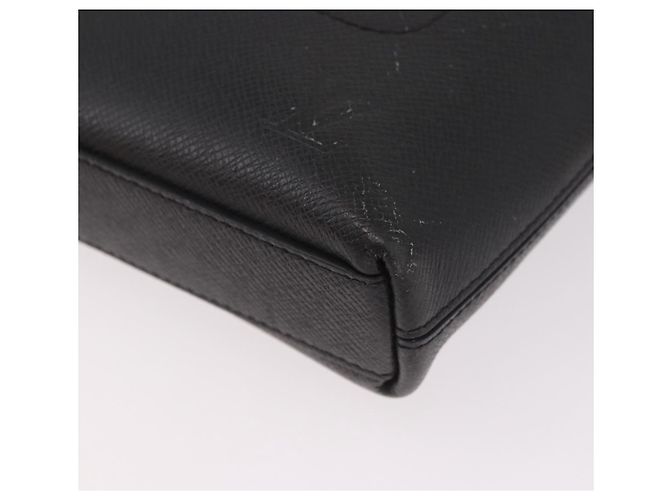 LOUIS VUITTON Pochette Grigori Taiga Shoulder Bag Ardoise M32712 LV Auth 186206A Cinza - vista 14