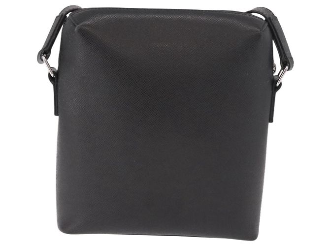 LOUIS VUITTON Pochette Grigori Taiga Shoulder Bag Ardoise M32712 LV Auth 186206A Cinza - vista 2