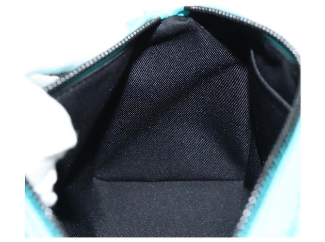 LOUIS VUITTON Taurillon Clemence Keepall Bandouliere 25 Bag M11996 Auth 185940SM Turquoise - view 25