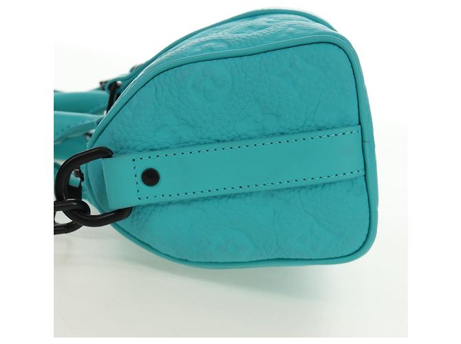 LOUIS VUITTON Taurillon Clemence Keepall Bandouliere 25 Bag M11996 Auth 185940SM Turquoise - view 3