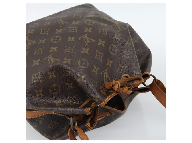 LOUIS VUITTON Monogram Petit Noe Schultertasche M42226 LV Auth 187788 Monogramm - Ansicht 6