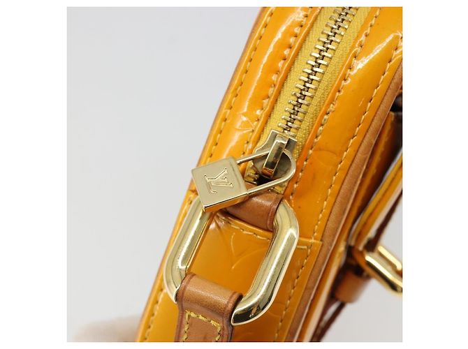 LOUIS VUITTON Sac à bandoulière Monogram Vernis Christie PM Jaune M91110 Auth 185531 - vue 18