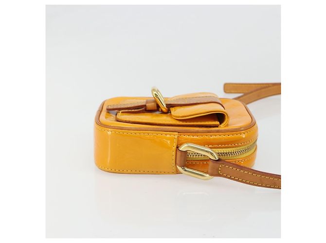 LOUIS VUITTON Sac à bandoulière Monogram Vernis Christie PM Jaune M91110 Auth 185531 - vue 3