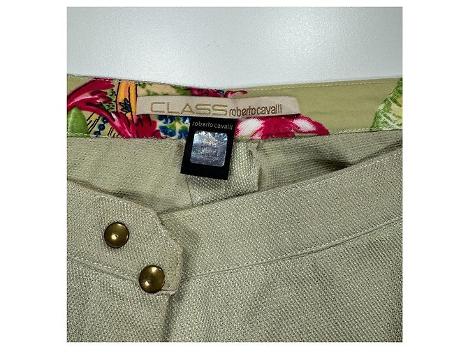 Autre Marque Class Roberto Cavalli Pantalones cropped texturizados beige - vista 4