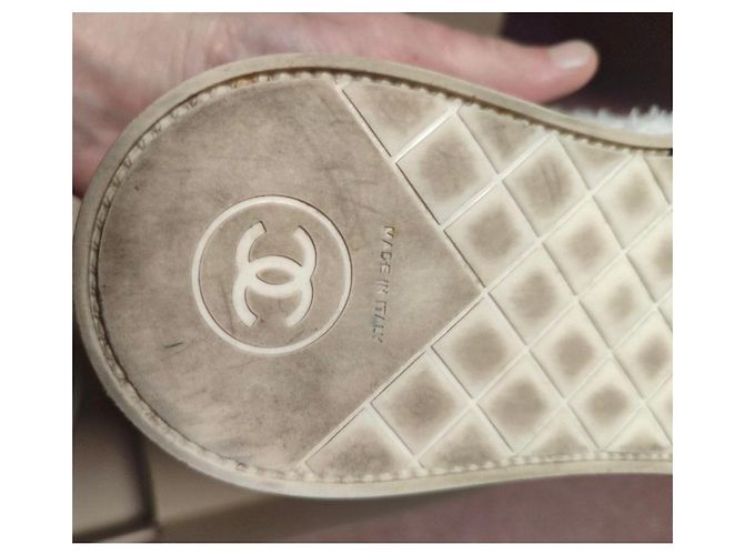 Baskets en textile blanc Chanel avec bout contrasté Taille 36 Occasion - vue 6