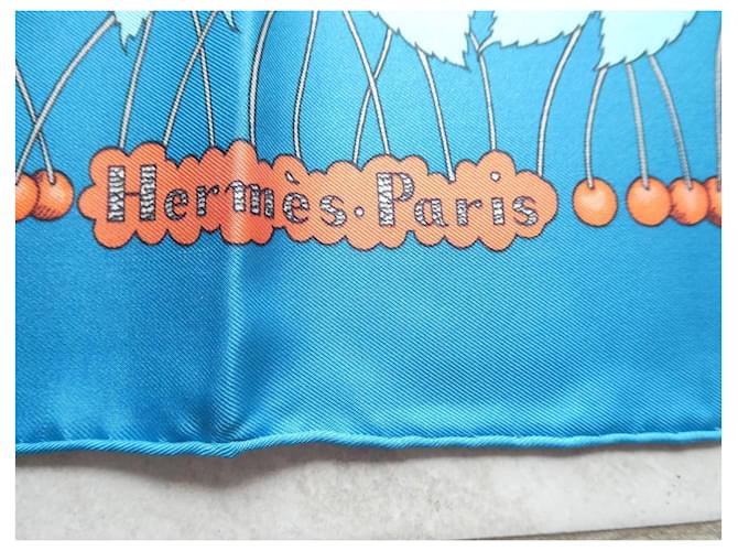 Hermès Seidentuch Les Merises Blau Grün - Ansicht 3