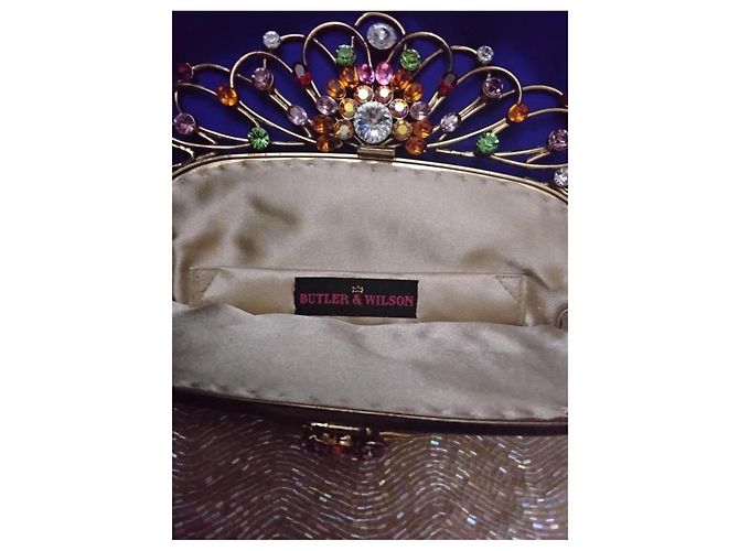 Autre Marque Butler & Wilson Clutch con Perline e Cornice a Tiara di Cristallo Multicolore D'oro - vista 3