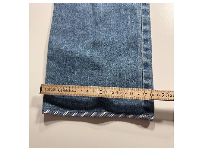 Luisa Spagnoli Vaqueros de denim azul con detalle de bolsillo de encaje - vista 7