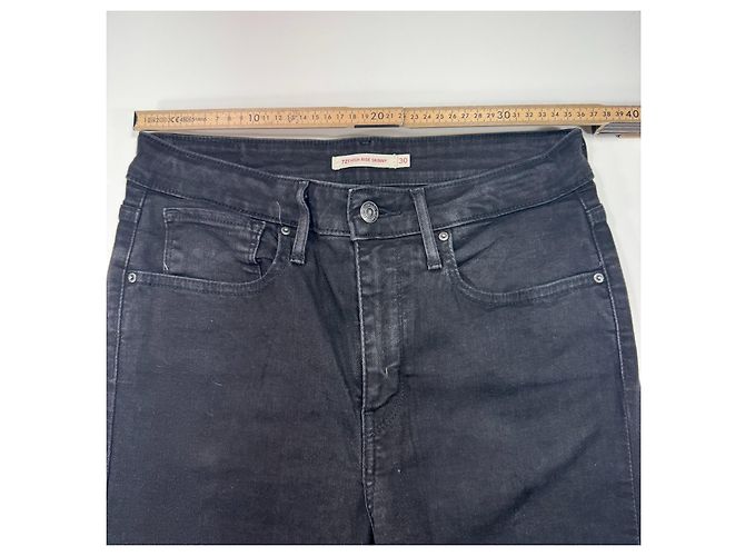 Levi's 721 Vaqueros Skinny de Tiro Alto Negro - vista 3