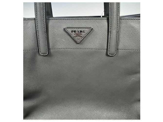 Prada Borsa Tote in Pelle Saffiano Grigio - vista 13
