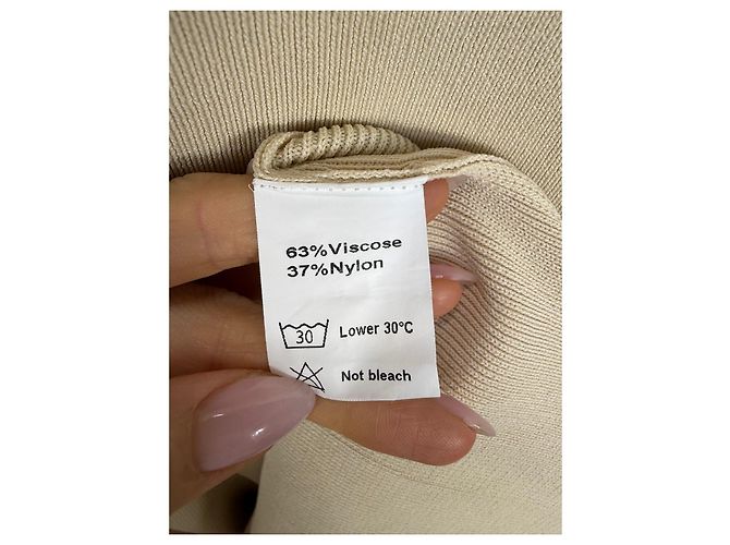 Autre Marque SNDYS Everyday Geripptes Maxi-Kleid mit Cut-Out - Beige - Ansicht 4