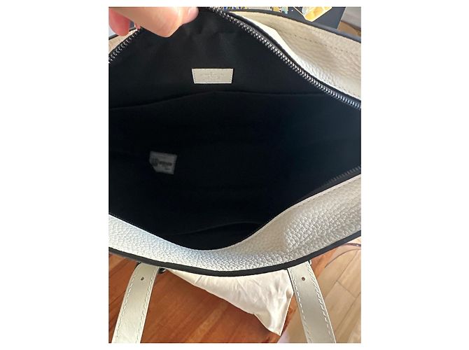 Borsa tote Louis Vuitton Christopher in pelle bianca Bianco - vista 7