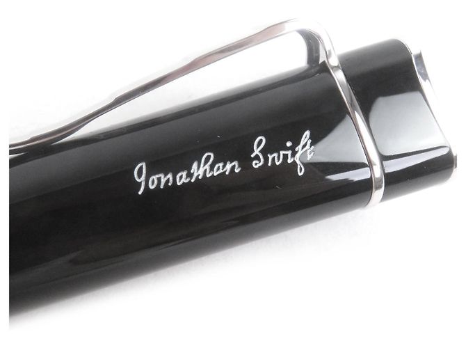 Montblanc Jonathan Swift Dreiteiliges Füllfederhalter-Set Schwarz Silber - Ansicht 9