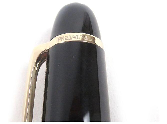 MONTBLANC Meisterstuck Classic Pix Füllfederhalter Schwarz - Ansicht 11