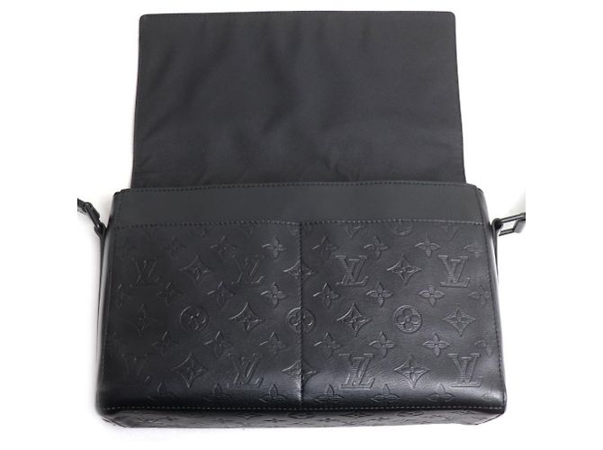 Borsa a tracolla Louis Vuitton Sprinter Messenger Nero - vista 4