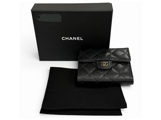 Chanel AP0231 Caviar Skin Matelassé Classic Small Flap Wallet Nero - vista 2
