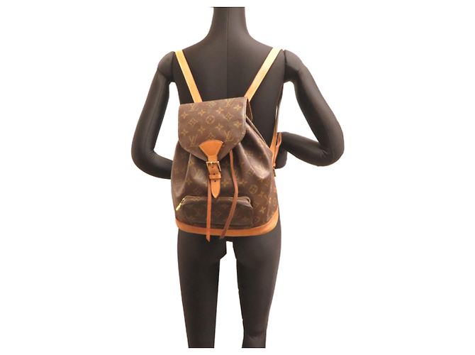 Mochila Louis Vuitton Montsouris MM Castaño - vista 9