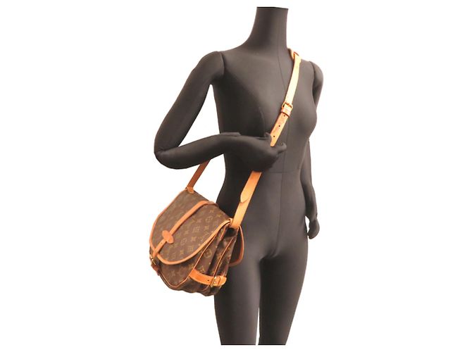 Borsa a tracolla Saumur 30 da donna Louis Vuitton Marrone - vista 9