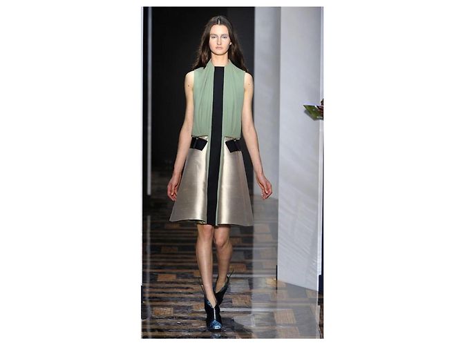 Balenciaga Colorblock Kleid mit Lederdetails - Ansicht 7