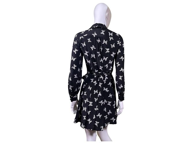 Coach Vestido camisa em seda preta com estampa de laços Preto Branco - vista 3