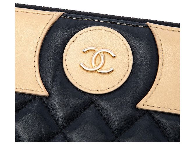 Chanel Black CC Bicolor gesteppte Lammhaut Clutch Schwarz - Ansicht 5