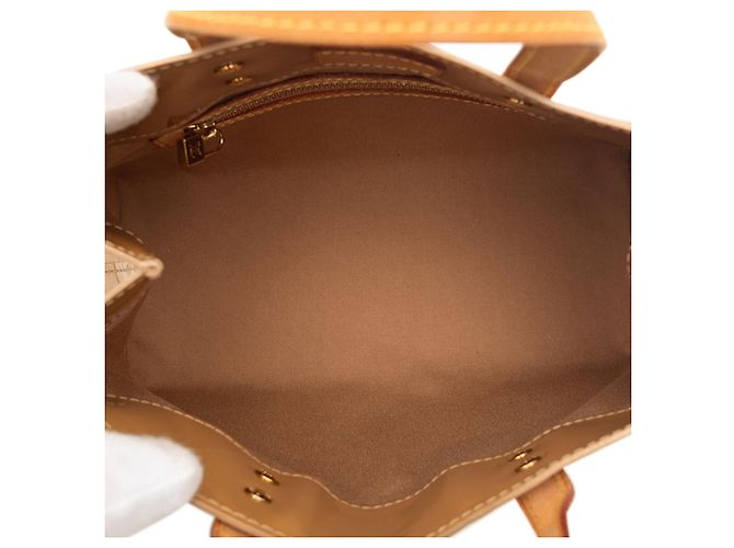 Louis Vuitton Marrone Monogram Vernis Reade PM Marrone chiaro - vista 4