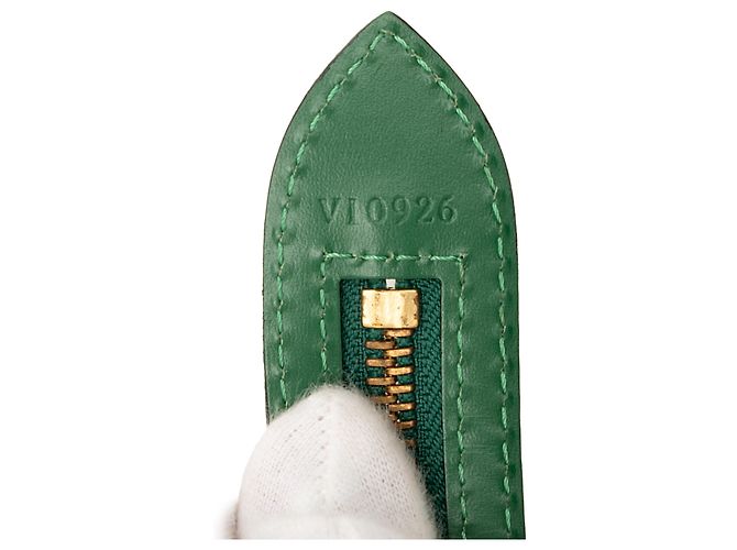 Louis Vuitton Green Epi Saint Jacques PM Short Strap Verde - vista 6