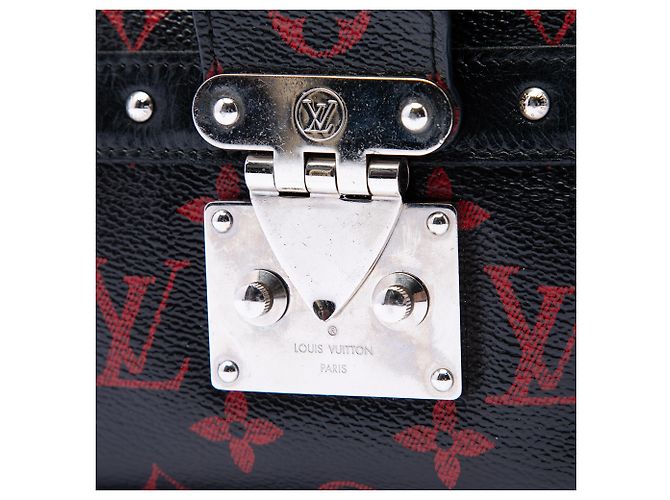 Louis Vuitton Black Limited Edition Monogram Infrarouge Petite Malle Soft MM Nero - vista 5