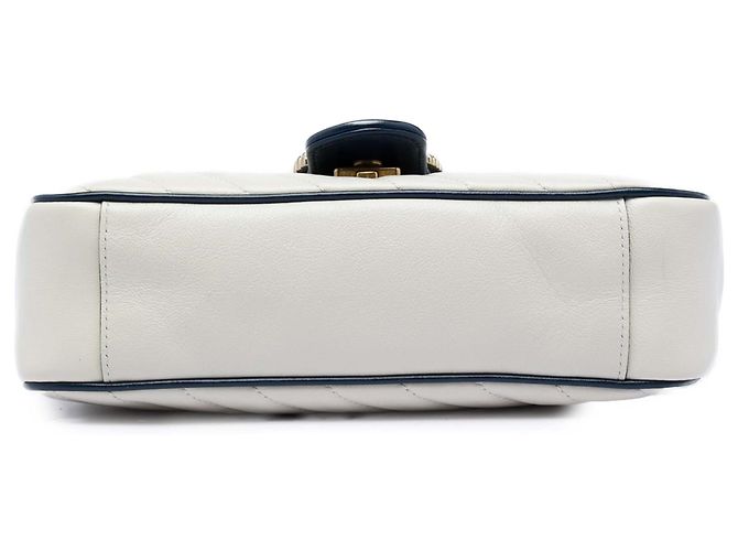 Borsa a tracolla Gucci White Medium GG Marmont Matelasse Diagonal Calfskin Torchon Bianco Bianco sporco - vista 3