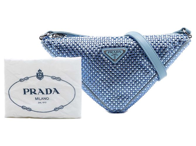 Borsa a tracolla Prada in raso blu con decorazioni in cristallo e triangolo Blu chiaro - vista 7
