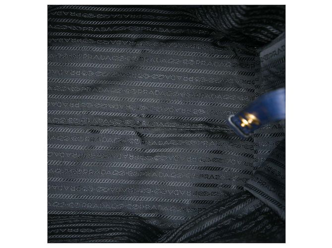 Tote convertible aperto in Vitello Daino blu Prada Blu scuro - vista 4