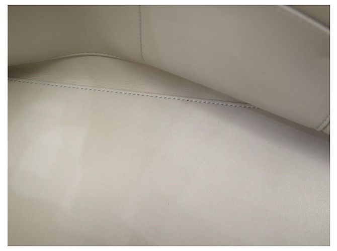 Céline NUOVA BORSA CELINE CONTI MEDIUM 199873EZJ IN PELLE GRIGIO LIGHT STONE - vista 16