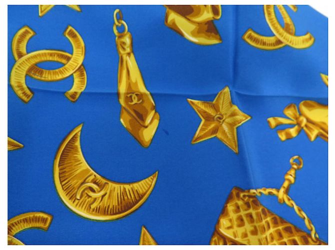 FULAR CHANEL MOTIVO LOGO CC STELLA LUNA QUADRATO 90 SETA BLU SILK SCARF - vista 11