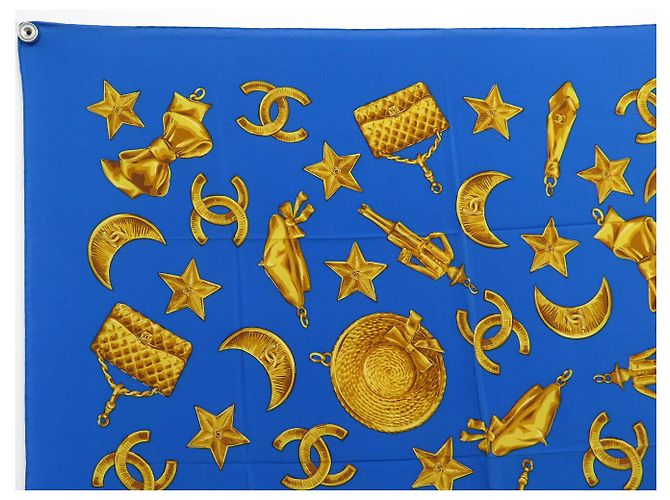 FULAR CHANEL MOTIVO LOGO CC STELLA LUNA QUADRATO 90 SETA BLU SILK SCARF - vista 2