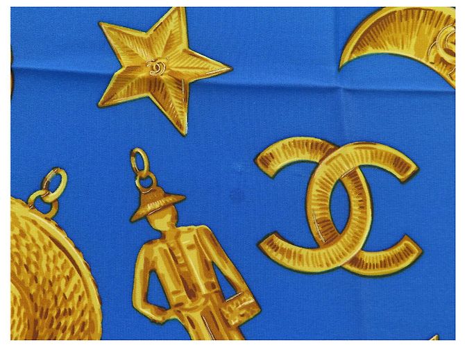 FULAR CHANEL MOTIVO LOGO CC STELLA LUNA QUADRATO 90 SETA BLU SILK SCARF - vista 8