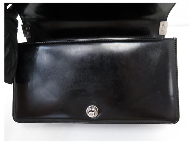 BORSA CHANEL BOY MEDIUM IN PELLE LACCATA NERA A SPALLA Nero - vista 14