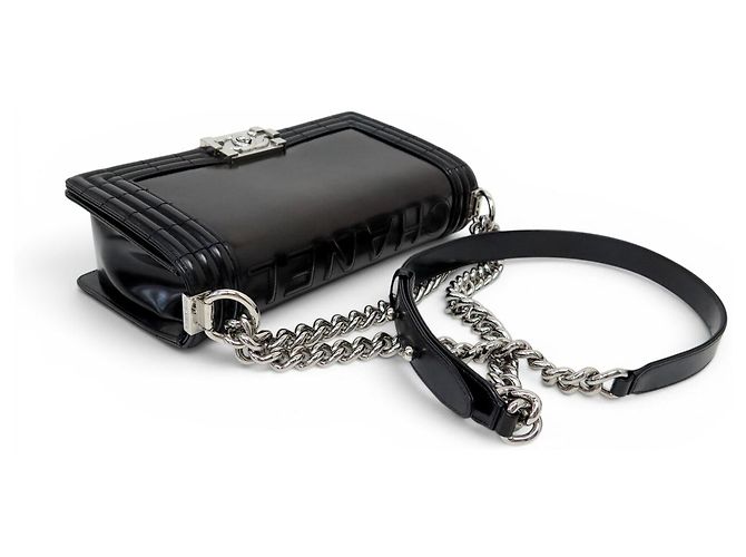BORSA CHANEL BOY MEDIUM IN PELLE LACCATA NERA A SPALLA Nero - vista 4