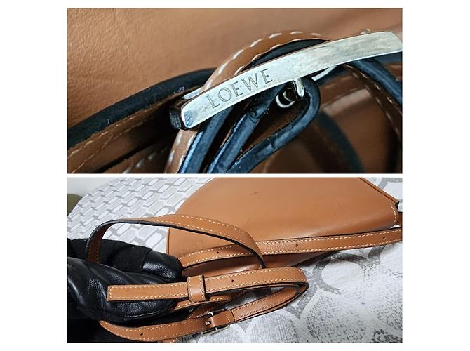 Loewe Small Heel Bag in Pelle di Vitello Marrone - vista 7