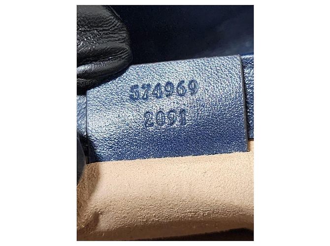 Gucci GG Marmont Super Mini Borsa a Tracolla Bianco D'oro - vista 3