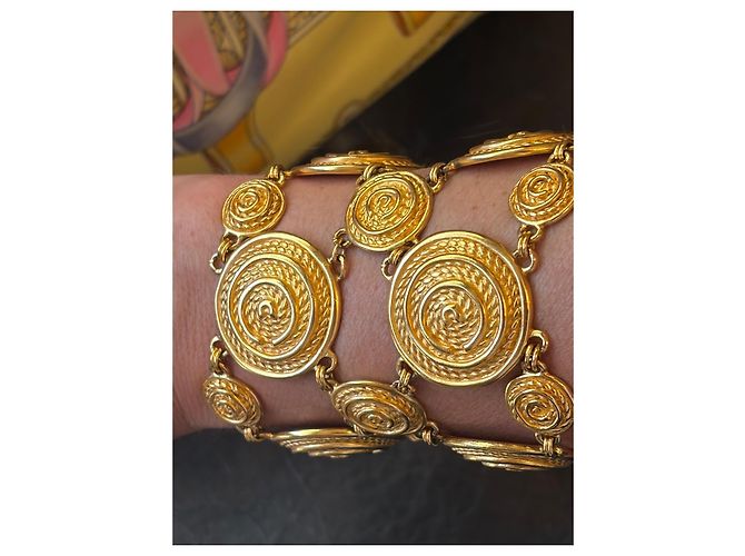 Bracciale rigido Christian Dior in metallo dorato - vista 4