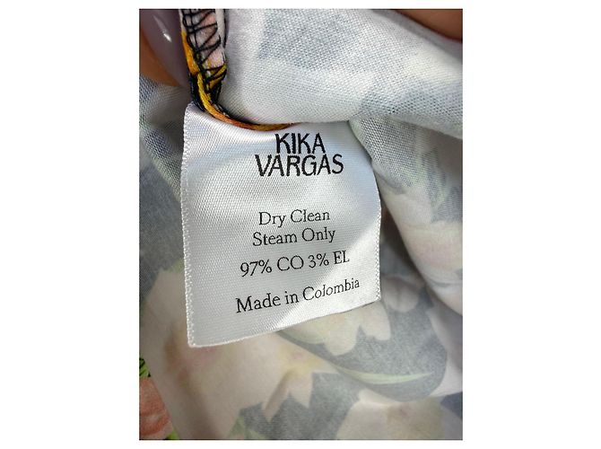 Autre Marque Kika Vargas Set Top a Volant e Shorts Stampa Floreale Nero Rosa Verde Arancione - vista 9