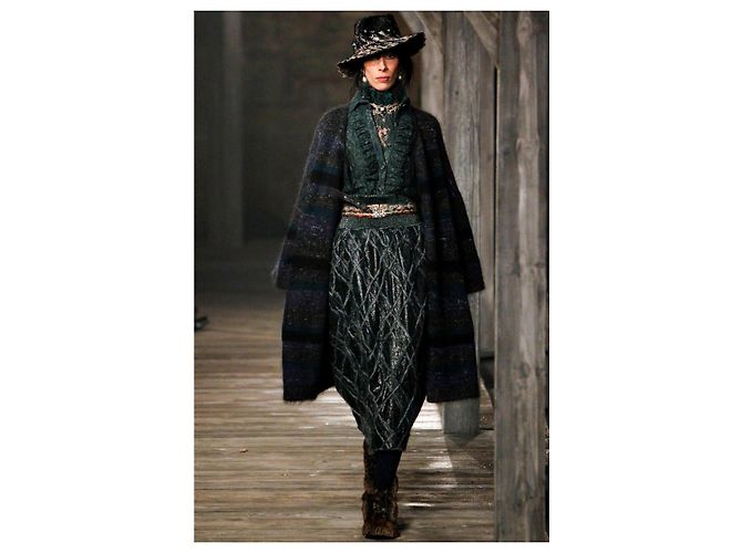 Chanel Abrigo Relaxed de Cachemira Métiers d'Art Azul marino - vista 2