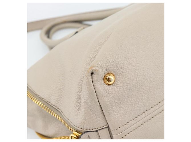 Borsa Miu Miu in pelle 2 way Grigio Oro Auth 187574V Marrone D'oro - vista 17