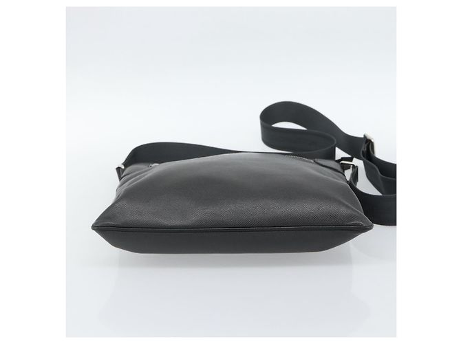 LOUIS VUITTON Borsa a tracolla Taiga Sasha Ardoise M32712 LV Auth ka4817 Grigio - vista 5