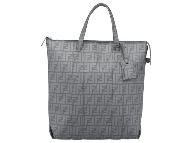 FENDI Borsa a mano Mamma Baguette in tela Zucca PVC Grigio Argento Auth 185974 Marrone - vista 13