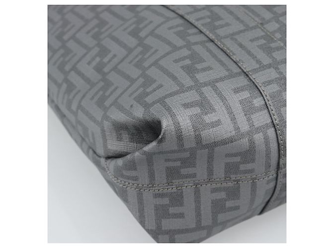 FENDI Borsa a mano Mamma Baguette in tela Zucca PVC Grigio Argento Auth 185974 Marrone - vista 15